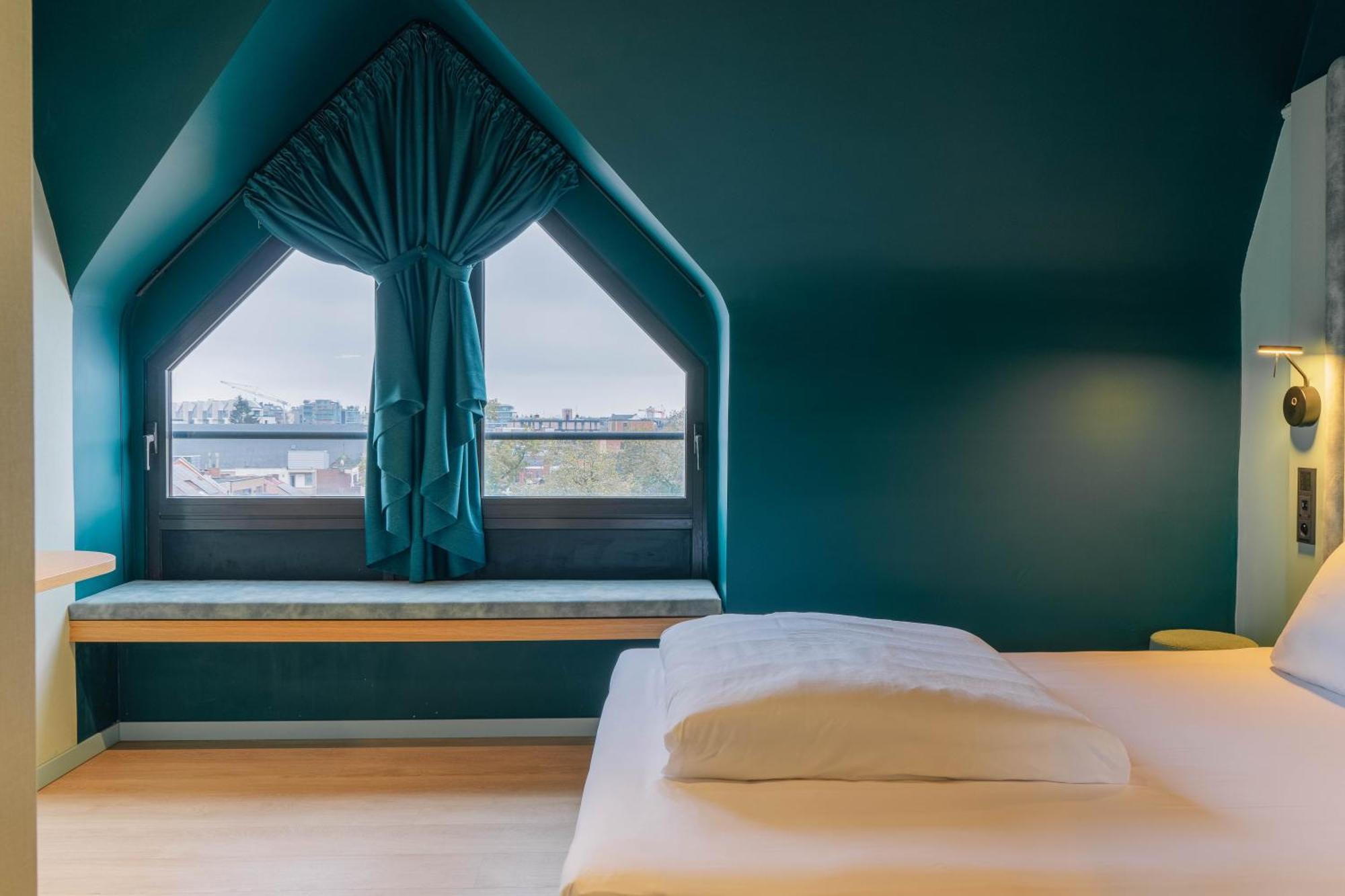 Ibis Styles Hasselt City Centre Ngoại thất bức ảnh